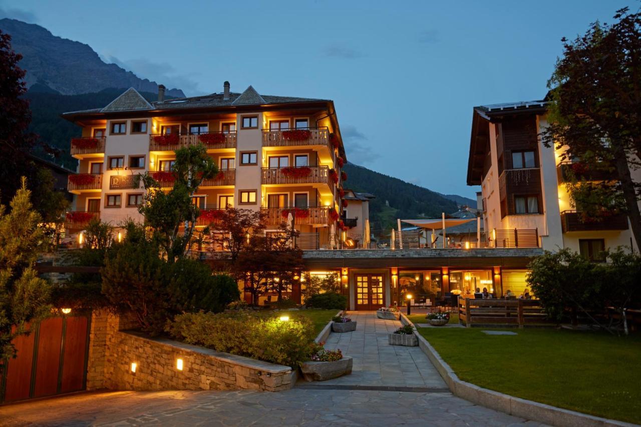 Hotel Rezia Bormio Exterior foto